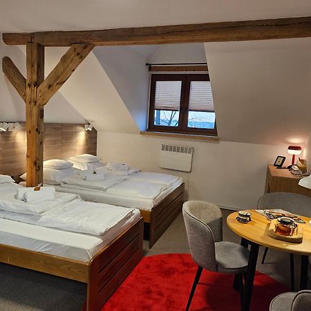 Hotel Protea Boleslawiec Болеславець Екстер'єр фото